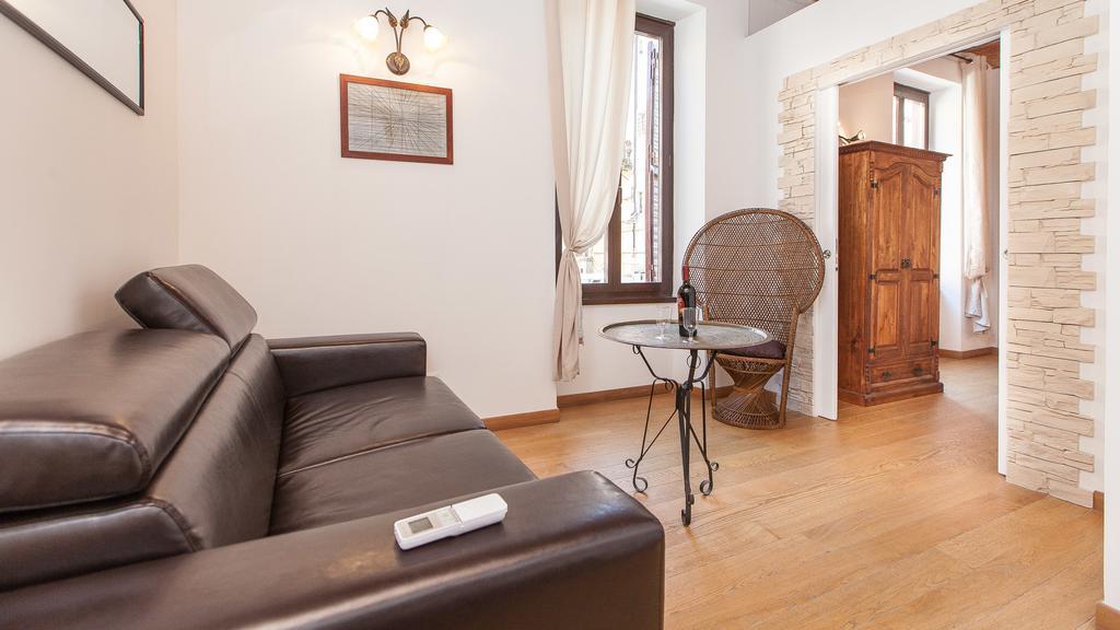 דירות רומא Ostilia Loft חדר תמונה